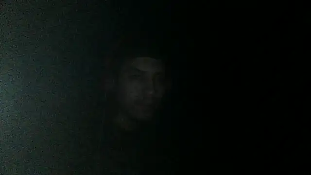 Snapshot of AlexAlejandro13 chatting on October 2025 07:14:02 AM AlexAlejandro13 online show from October 2025 07:14:02 AM