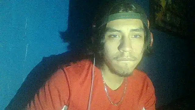 Snapshot of AlexAlejandro13 chatting on October 2025 05:04:01 AM AlexAlejandro13 online show from October 2025 05:04:01 AM