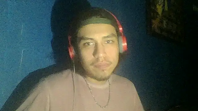 Snapshot of AlexAlejandro13 chatting on October 2025 07:17:02 AM AlexAlejandro13 online show from October 2025 07:17:02 AM