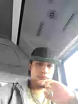 Snapshot of AlexAlejandro13 chatting on November 2025 09:57:02 PM AlexAlejandro13 online show from November 2025 09:57:02 PM