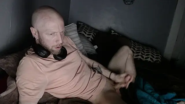 MaxRouger online show from March 2025 10:05:01 AM