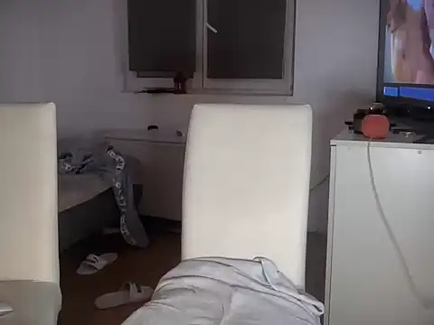 alekandrobg online show from April 2026 10:40:02 PM