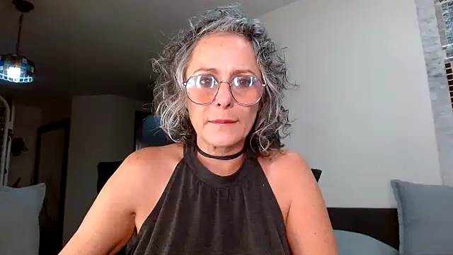 Snapshot of Pinkboobie chatting on December 2024 06:49:02 PM Pinkboobie online show from December 2024 06:49:02 PM