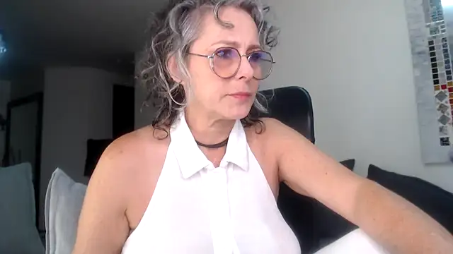 Snapshot of Pinkboobie chatting on March 2025 03:27:01 PM Pinkboobie online show from March 2025 03:27:01 PM