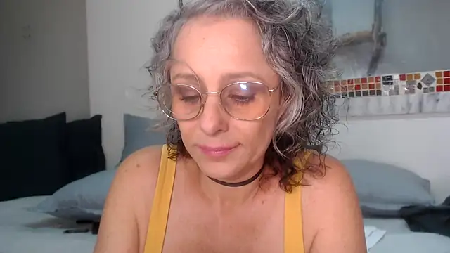 Snapshot of Pinkboobie chatting on October 2025 04:48:01 PM Pinkboobie online show from October 2025 04:48:01 PM