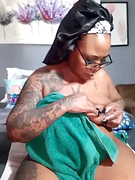 PearlSexxy69 online show from March 2025 09:13:01 AM