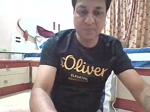 Snapshot of d_porsche9 chatting on February 2026 08:34:01 PM d porsche9 online show from February 2026 08:34:01 PM