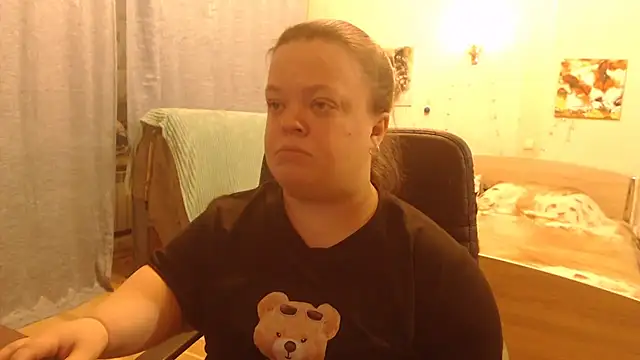 Janiffer MiMi online show from February 2025 07:52:01 PM