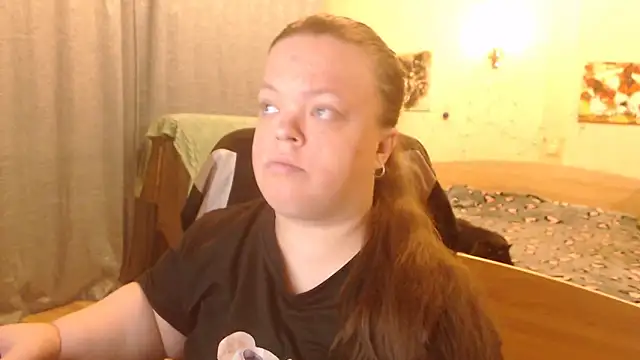 Janiffer MiMi online show from February 2025 05:26:02 PM