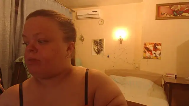 Janiffer MiMi online show from March 2025 01:21:02 AM