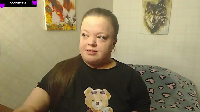 Janiffer MiMi online show from September 2025 04:20:01 PM