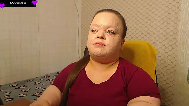 Janiffer MiMi online show from April 2026 03:05:01 PM