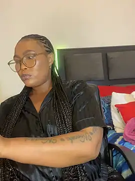 BADFATASS85 online show from February 2025 04:59:02 PM