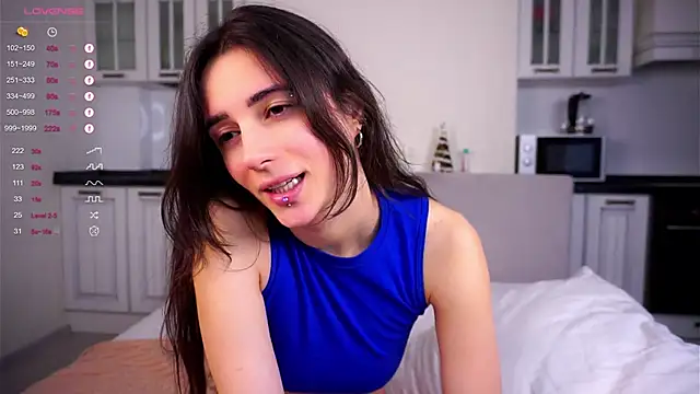 Holla Molly online show from February 2025 08:25:02 AM