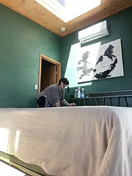 1-800-FUCKYOU online show from February 2026 07:18:01 PM