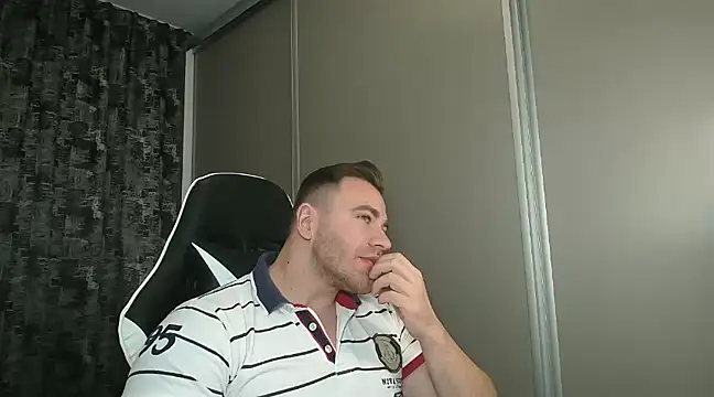 Thori92 online show from January 2025 06:06:01 PM