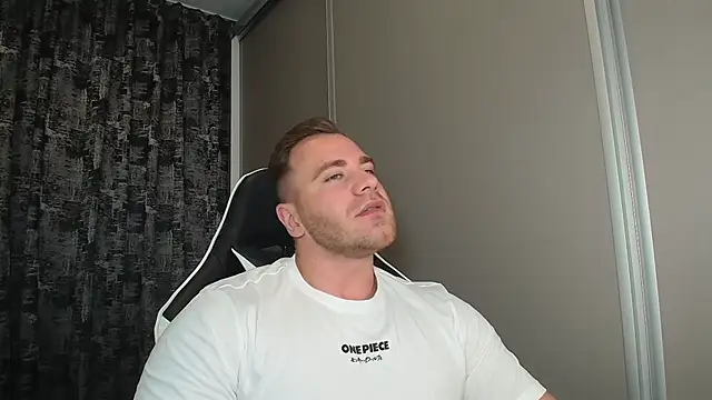 Thori92 online show from September 2025 03:34:02 PM