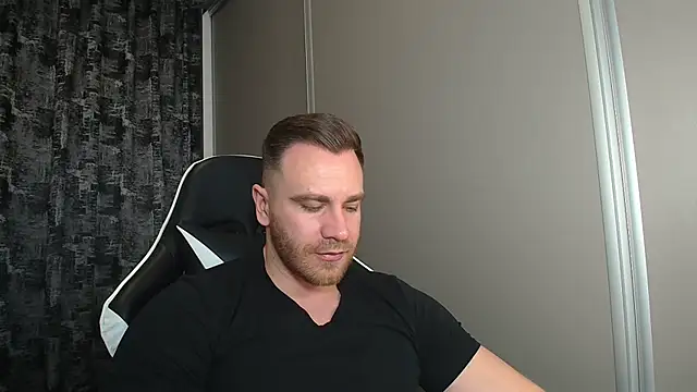 Thori92 online show from March 2026 06:29:02 PM