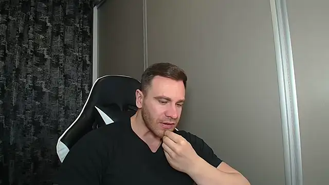 Thori92 online show from April 2026 05:46:02 PM