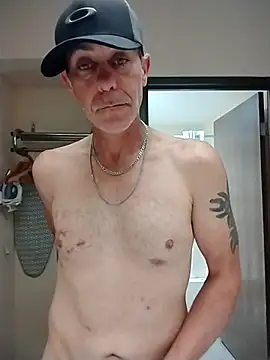 Snapshot of drewsix9@xh chatting on March 2025 08:26:01 AM drewsix9xh online show from March 2025 08:26:01 AM