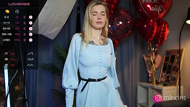 Snapshot of melanielwithu chatting on February 2025 06:10:02 PM melanielwithu online show from February 2025 06:10:02 PM