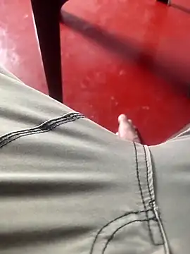 Snapshot of Piyume chatting on April 2026 10:22:02 AM Piyume online show from April 2026 10:22:02 AM