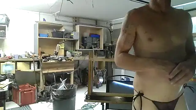 sunburnt602 online show from May 2026 02:11:01 PM