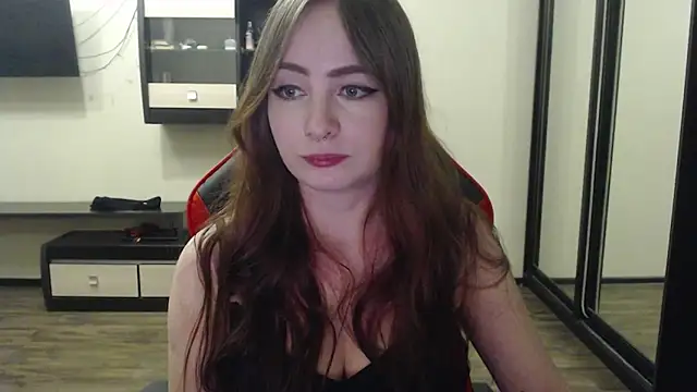 Laralianna online show from February 2025 09:52:02 PM