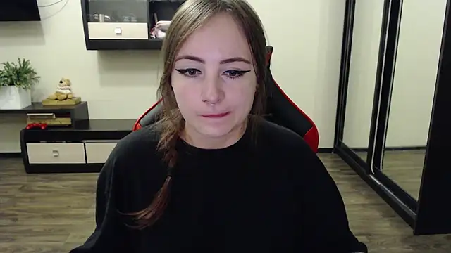 Laralianna online show from September 2025 03:50:02 AM