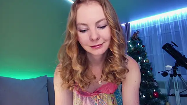 Snapshot of Cuddle_Cat chatting on January 2025 05:43:02 AM Cuddle Cat online show from January 2025 05:43:02 AM