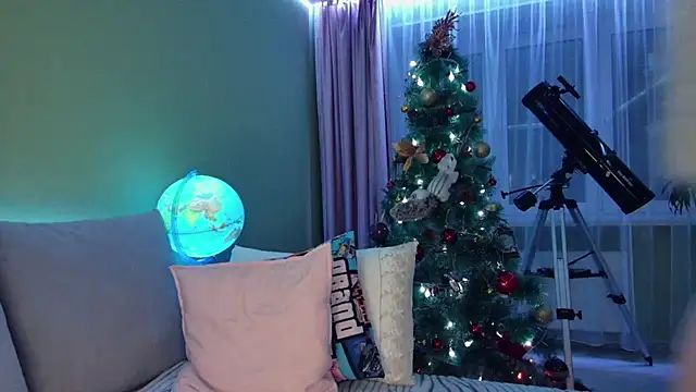 Snapshot of Cuddle_Cat chatting on January 2025 03:36:02 AM Cuddle Cat online show from January 2025 03:36:02 AM