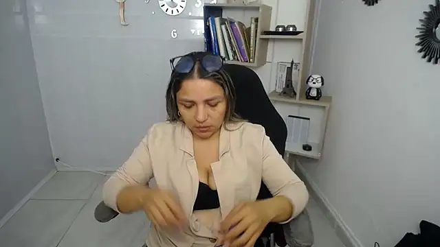 cum bigass online show from May 2026 12:22:01 PM