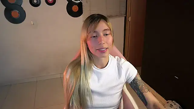 Saucy Jenn online show from May 2026 02:16:01 AM