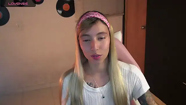 Saucy Jenn online show from May 2026 11:54:01 PM