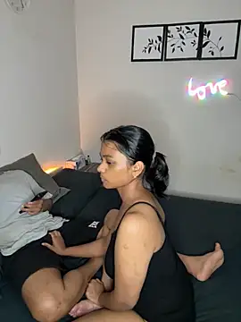 Snapshot of Guessmyjoy chatting on November 2025 01:27:01 AM Guessmyjoy online show from November 2025 01:27:01 AM