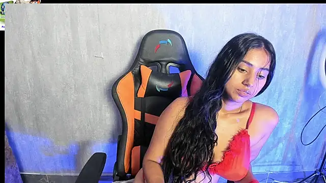 Valentinne z online show from February 2025 04:25:02 AM