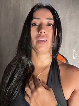 Valentinne z online show from March 2026 06:33:01 PM