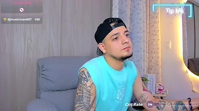 alejandro calderon1 online show from October 2025 03:47:02 AM