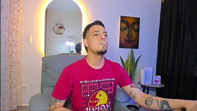 Snapshot of alejandro_calderon1 chatting on December 2025 06:11:01 AM alejandro calderon1 online show from December 2025 06:11:01 AM