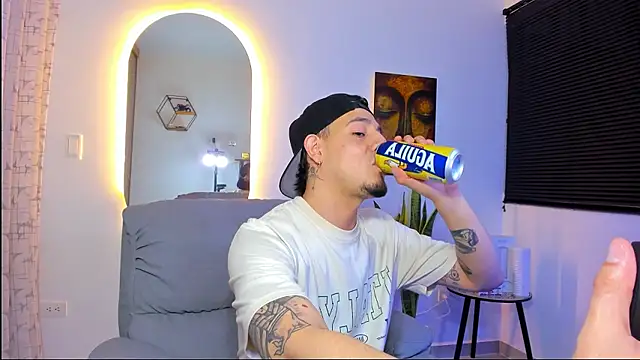 Snapshot of alejandro_calderon1 chatting on January 2026 04:29:01 AM alejandro calderon1 online show from January 2026 04:29:01 AM