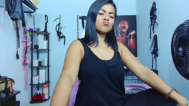 Hannah-grace online show from September 2025 01:44:02 PM