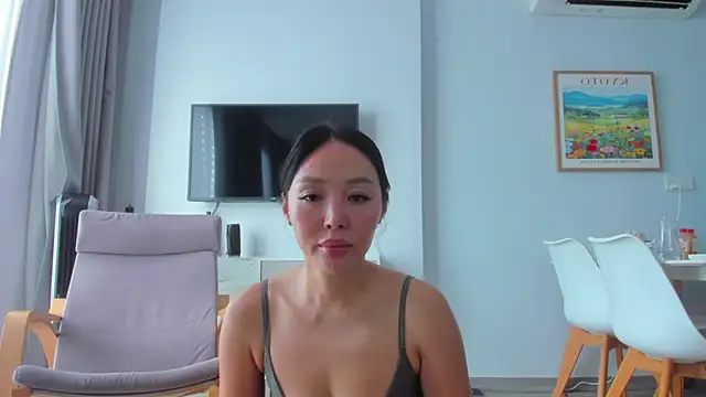 keiko hot online show from December 2025 01:43:01 AM