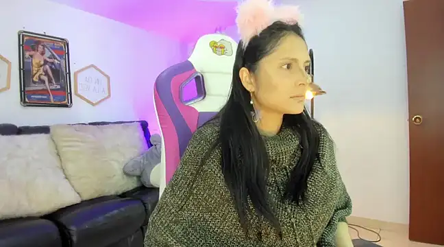 Kyomi chang online show from January 2025 02:35:01 PM