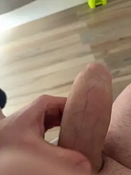 Snapshot of MagicKenzo99 chatting on February 2026 11:59:01 AM MagicKenzo99 online show from February 2026 11:59:01 AM