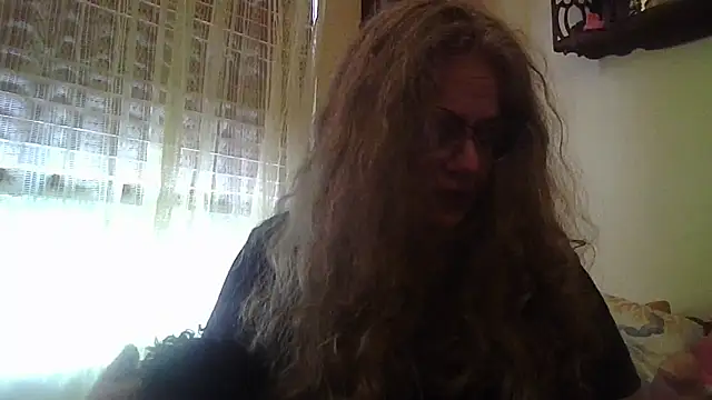 DestineeLoverGirl online show from July 2026 06:20:01 PM