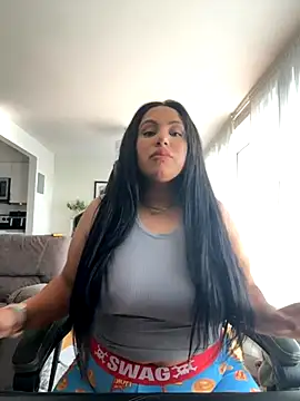 MeghanXO online show from October 2025 06:17:02 PM