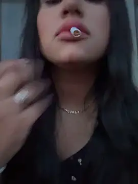 MeghanXO online show from October 2025 10:43:02 PM