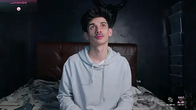 DanielCrush1 online show from February 2026 09:16:01 AM