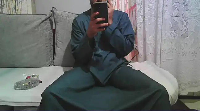 foxsanSs online show from January 2025 02:46:01 AM