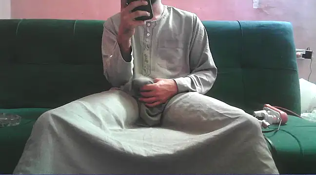 foxsanSs online show from March 2025 08:32:02 PM